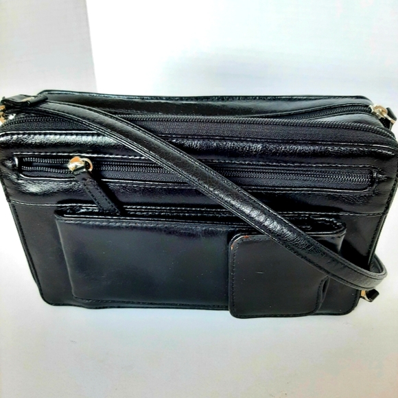 Diverso Leather Crossbody Bag - Picture 2 of 11